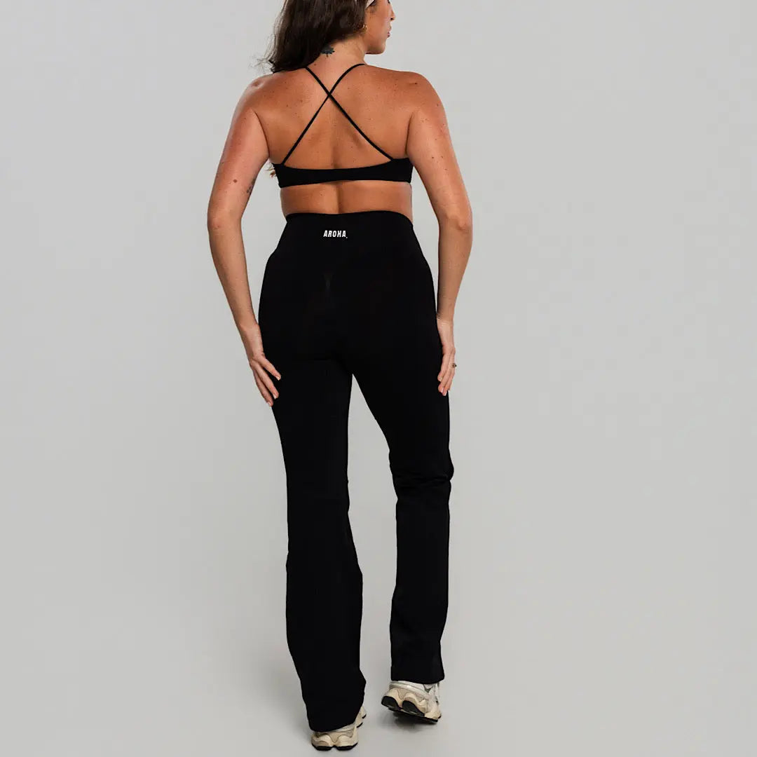 SCUPLT flares - Black AROHA.