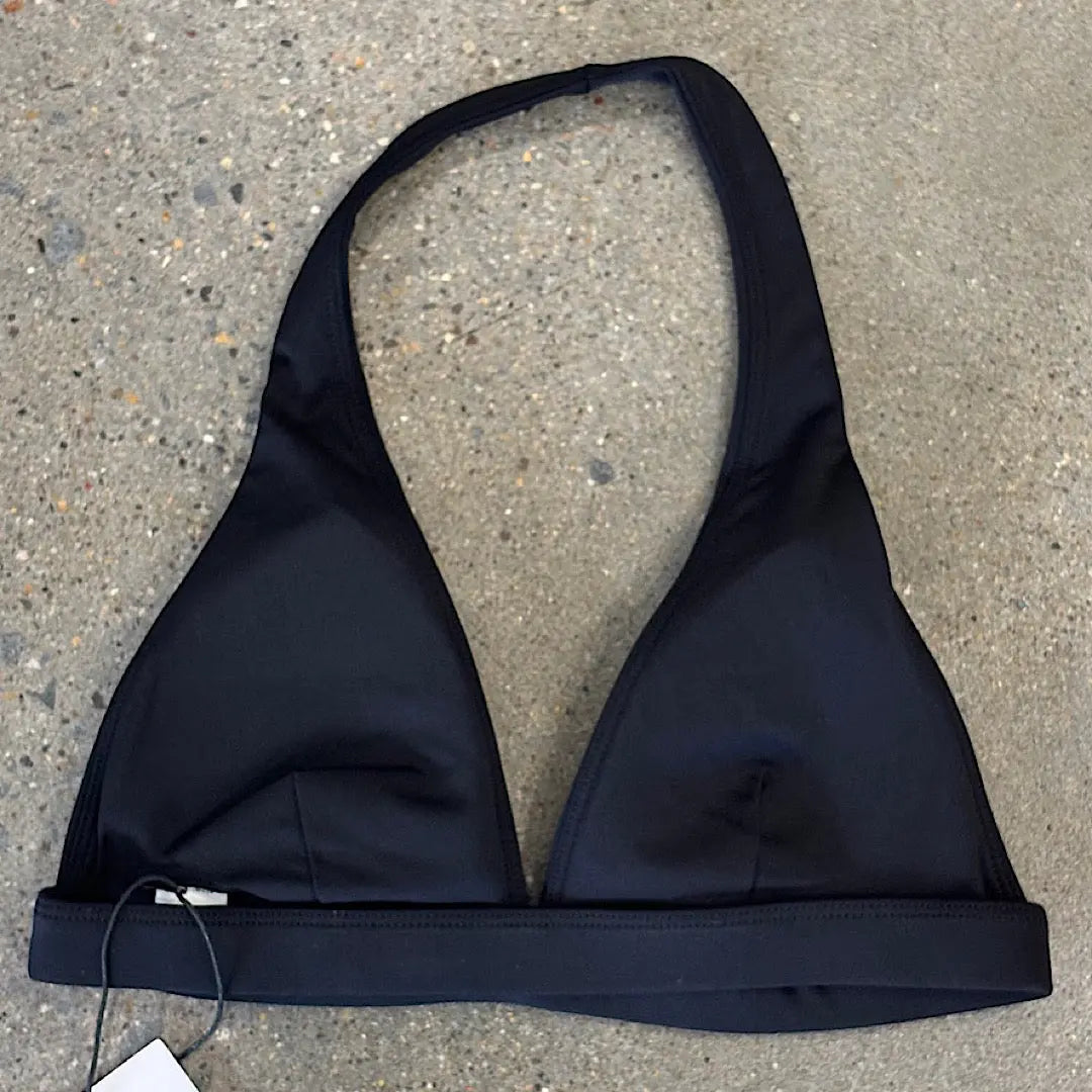 Phoebe Crop - Black - AROHA.